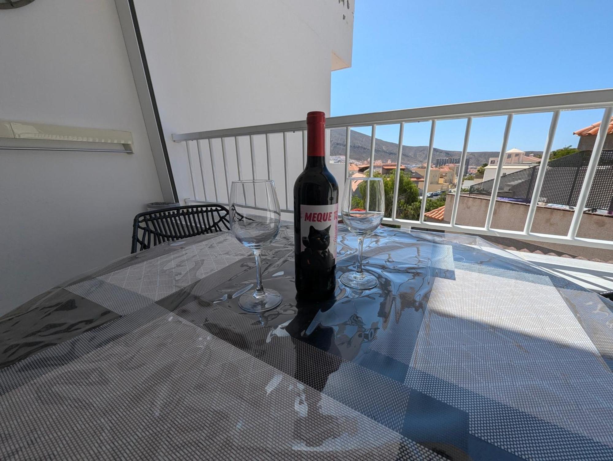 Cozy Apartment In Los Cristianos Guincho  Экстерьер фото