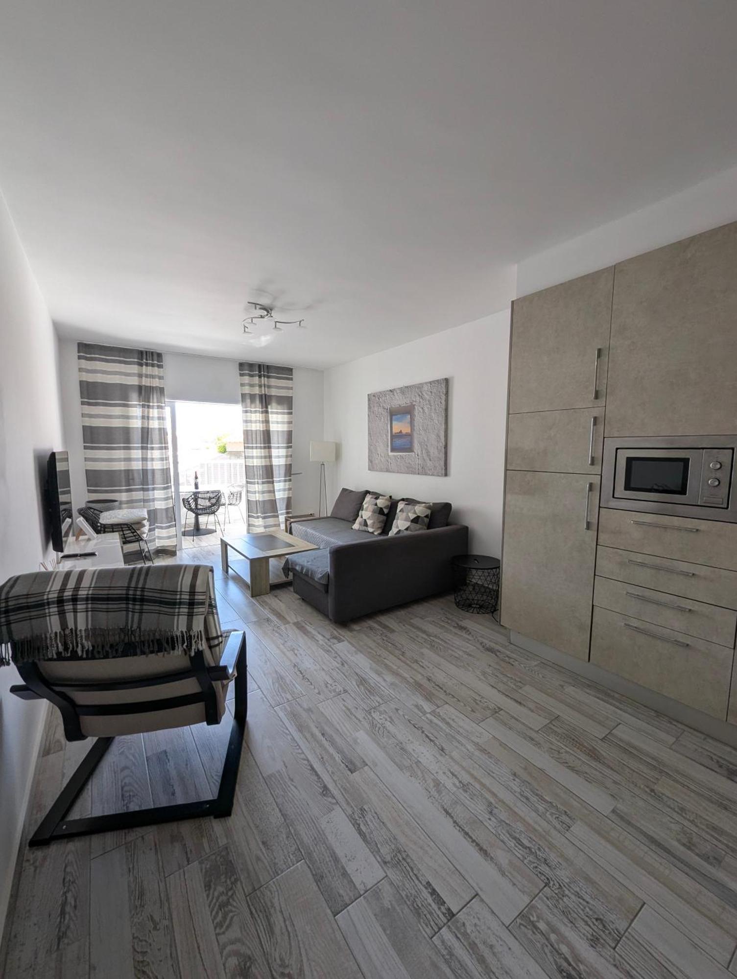 Cozy Apartment In Los Cristianos Guincho  Экстерьер фото
