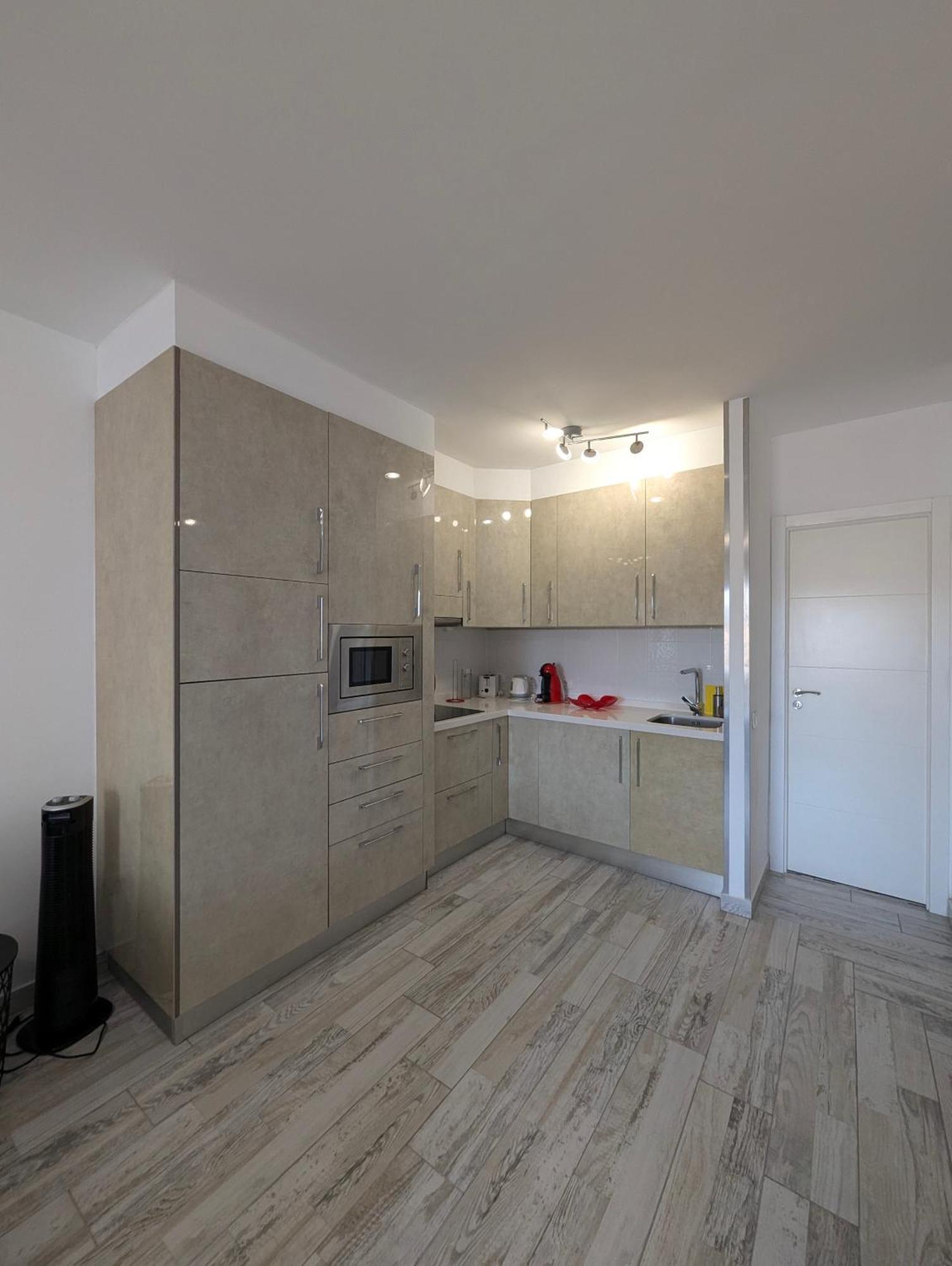 Cozy Apartment In Los Cristianos Guincho  Экстерьер фото