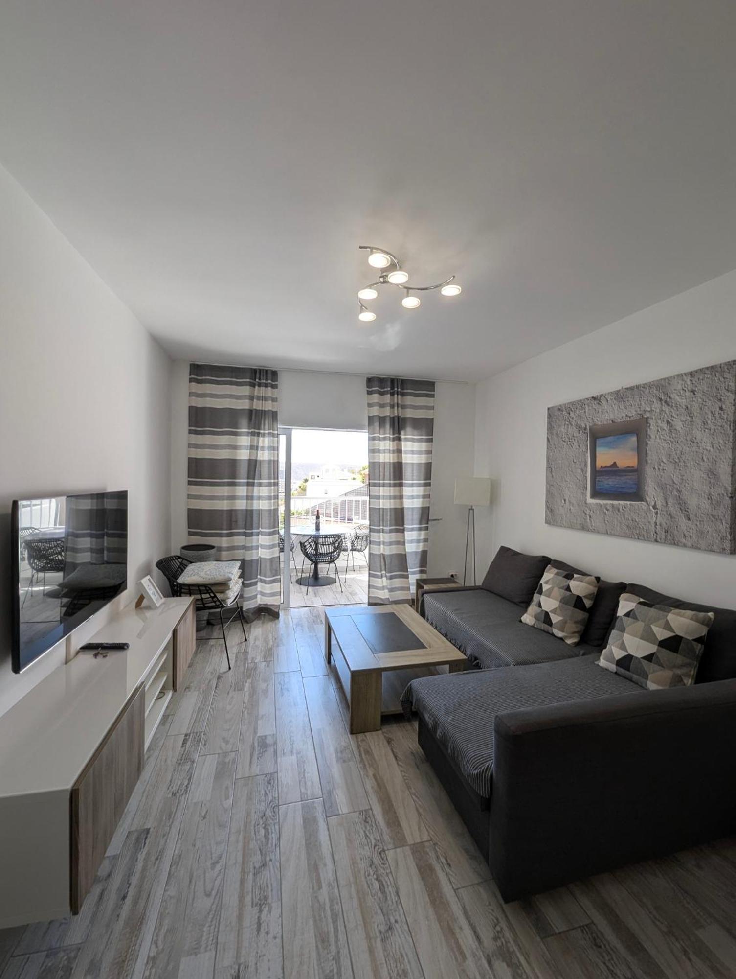 Cozy Apartment In Los Cristianos Guincho  Экстерьер фото
